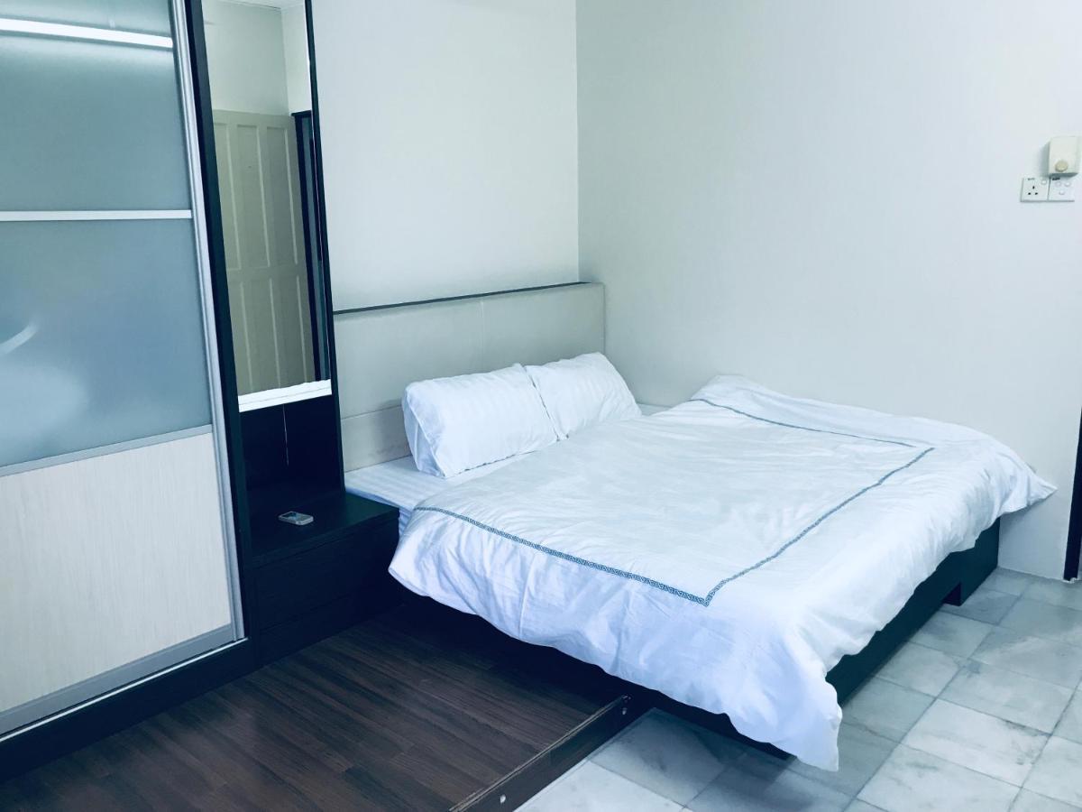 Cozy And Comfortable Homestay In Sungai Siput Esterno foto